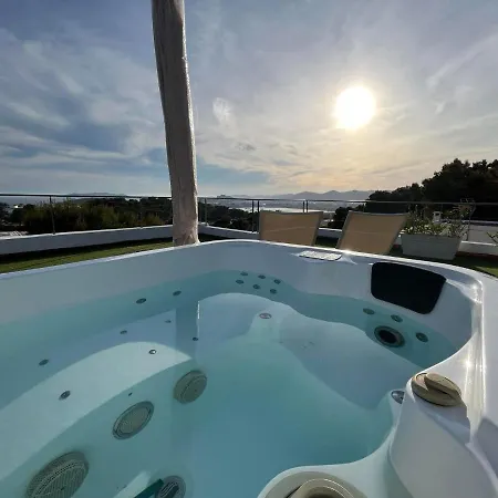 Semesterbostad 2b House With Sea View Hidromassage And Bbq